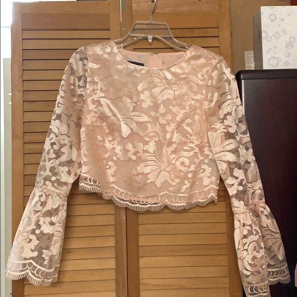bebe Tops - NWT bebe cropped lace bell sleeve blouse